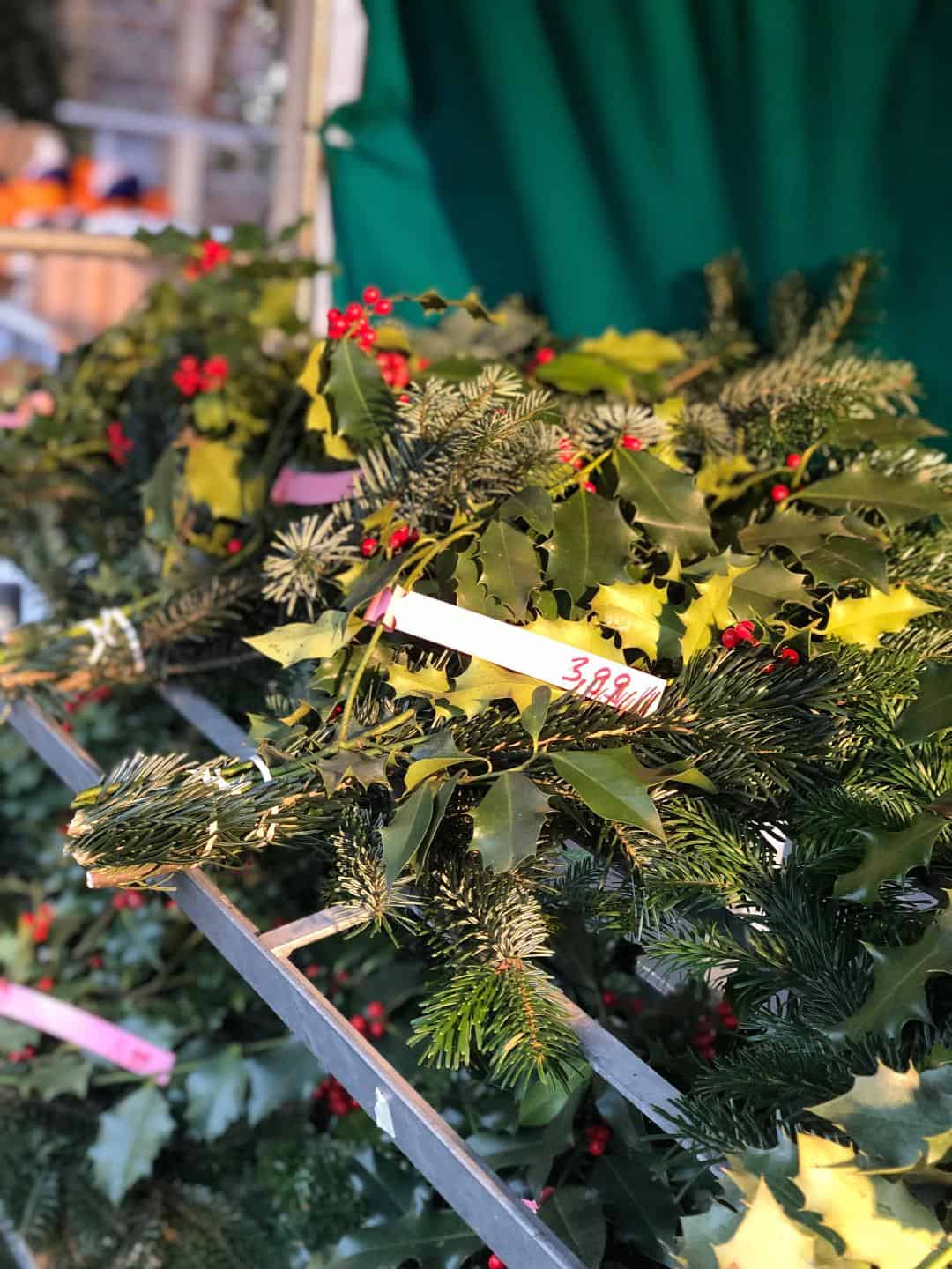 Weihnachtsbaum schlagen Bonn Burg Niederpleis Tannenbaum missbonnebonne